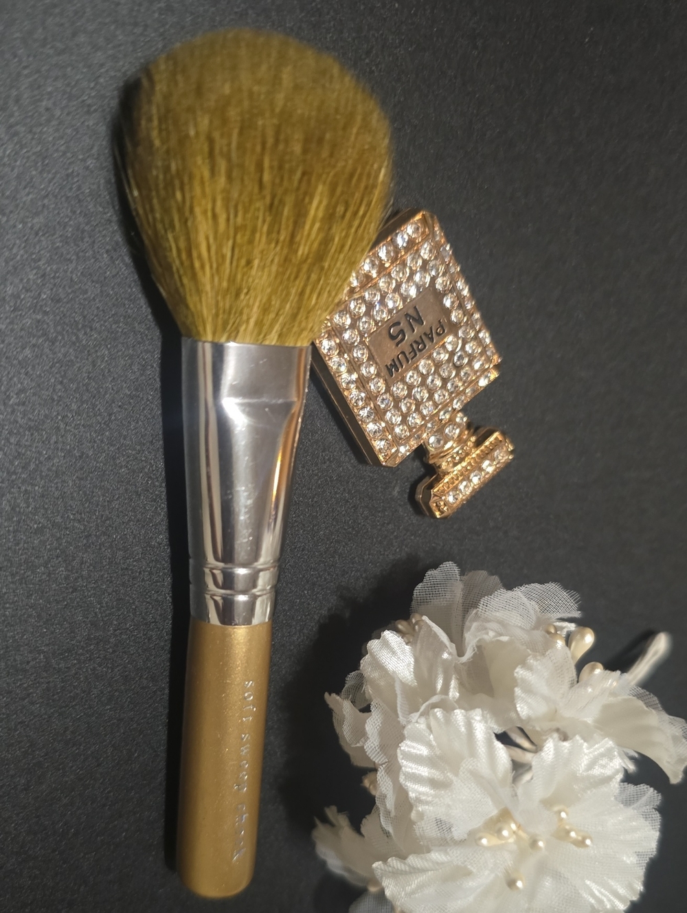 🧚‍♀️Bareminerals RARE Lim Ed. Soft Sweep Cheek Brush NWOTags